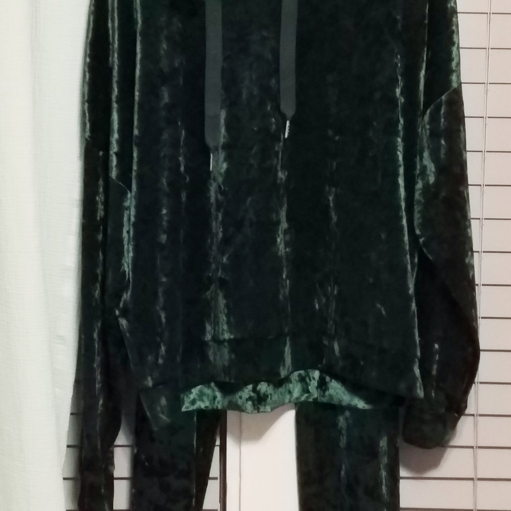 Alfani Emerald Green Velvet Pajama Set